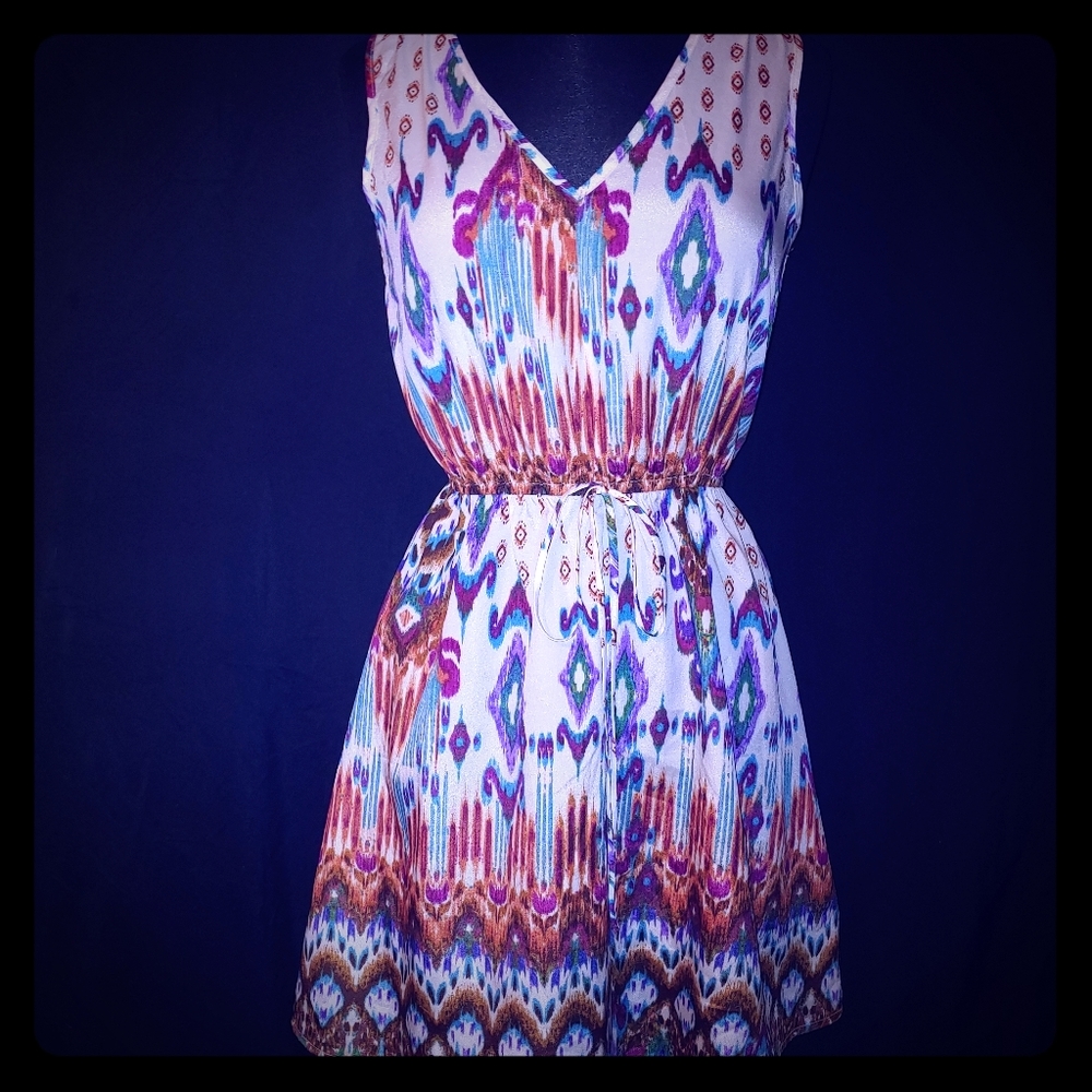 NWOT Vibrant Paisley Aztec Sleeveless Dress